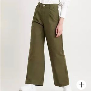 Levi’s PLEATED HIGH LOOSE PANTS